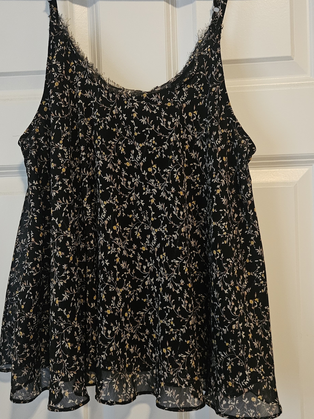 Black Floral Lace-Trim Spaghetti-Strap Tank Top